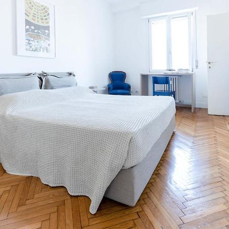 Milan Flat 5 Min From Duomo With Park For Small Cars エクステリア 写真