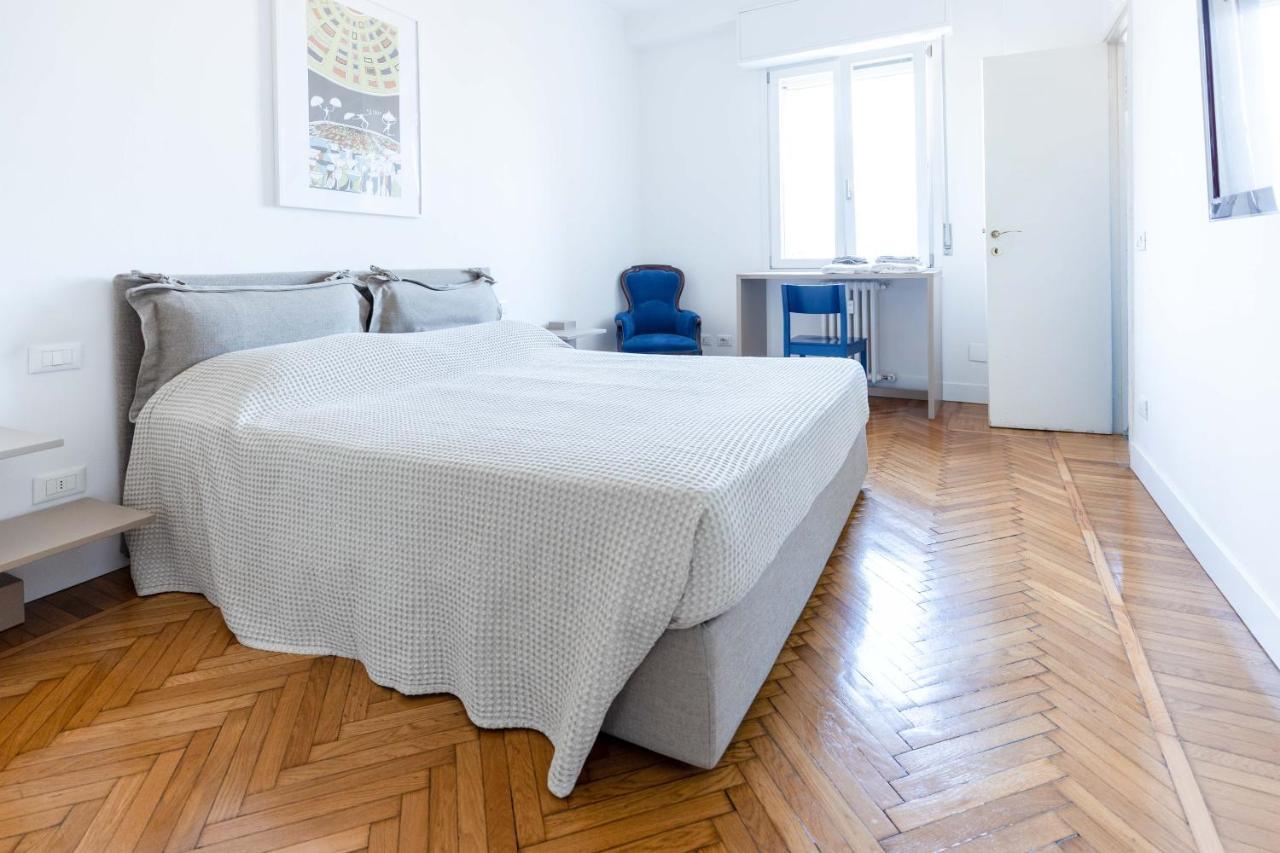 Milan Flat 5 Min From Duomo With Park For Small Cars エクステリア 写真