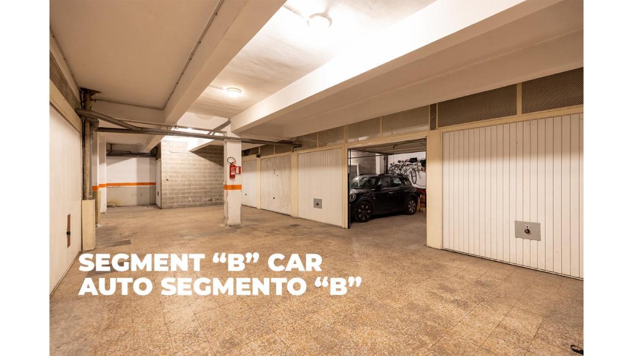 Milan Flat 5 Min From Duomo With Park For Small Cars エクステリア 写真