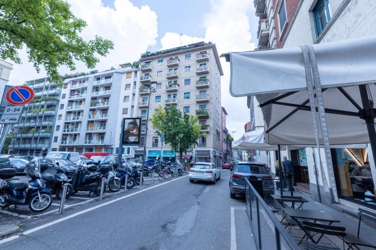 Milan Flat 5 Min From Duomo With Park For Small Cars エクステリア 写真